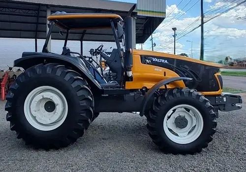 Trator Valtra Bm125 2016