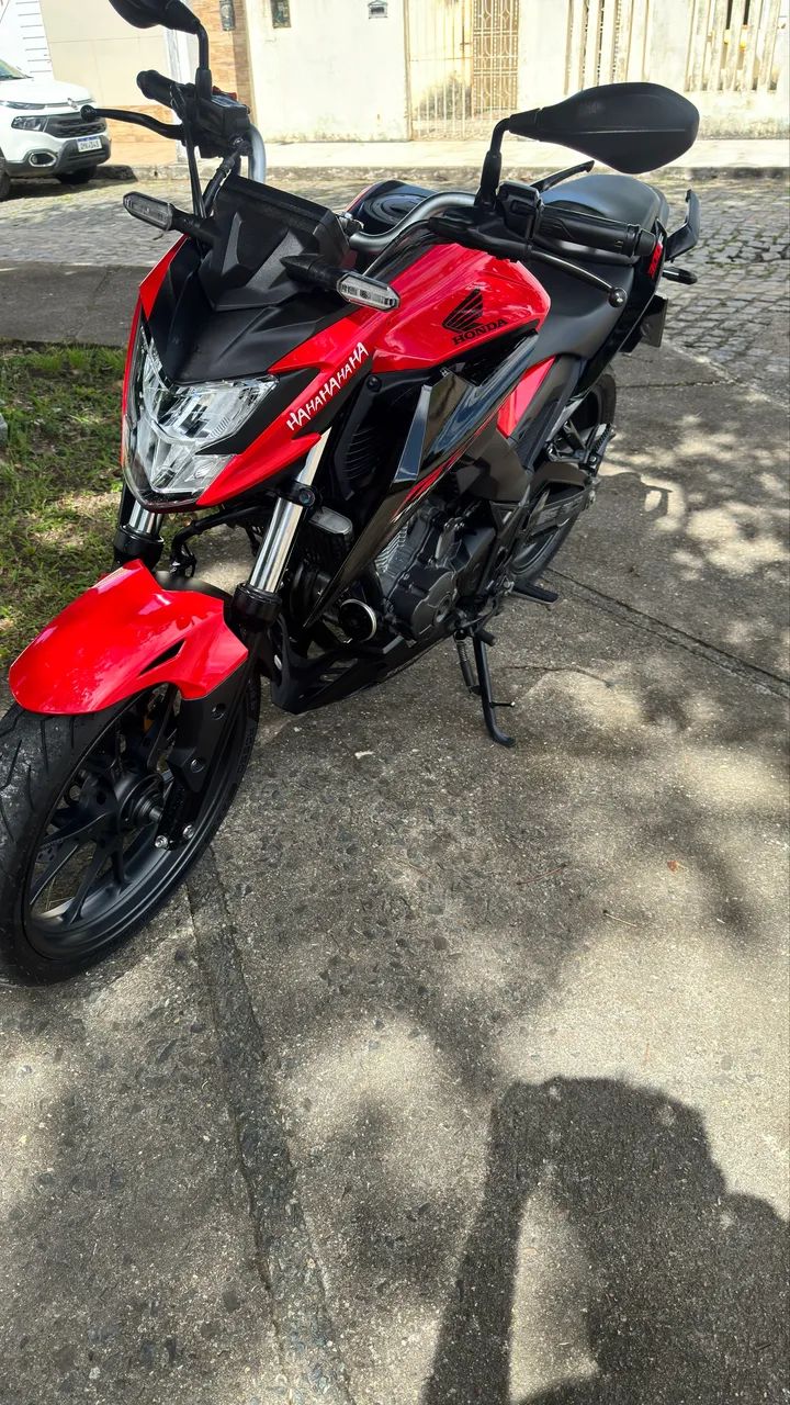 CB 300F Twister Abs - Foto 3