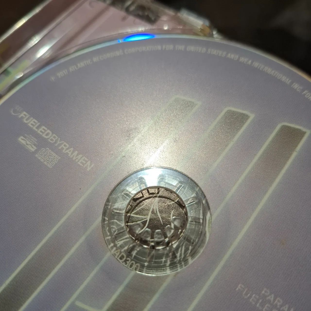 after laughter, paramore - Foto 5
