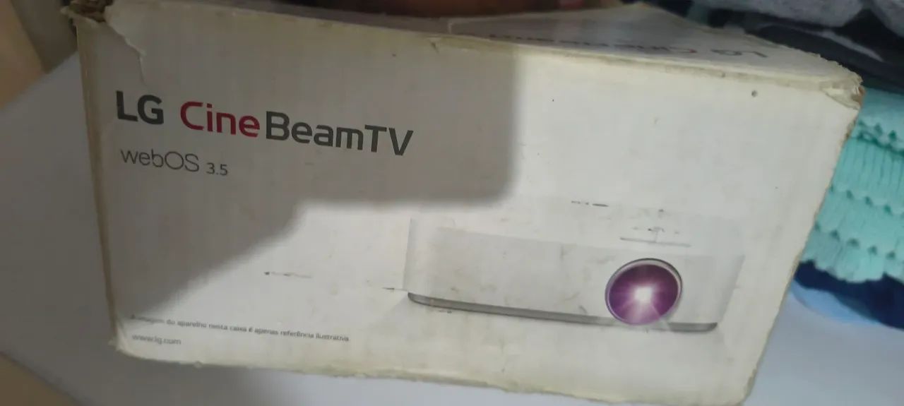 Projetor LG semi novo 