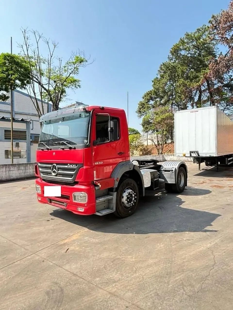 MB Axor 19-33 2012 (4x2)