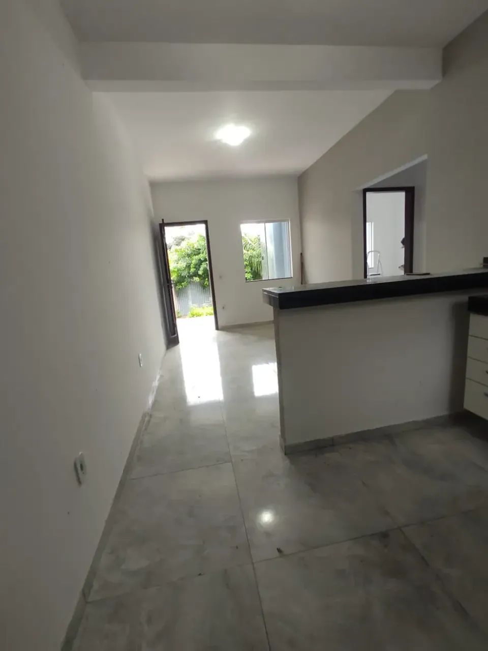 Casa para venda com 58 metros quadrados com 2 quartos - Foto 4