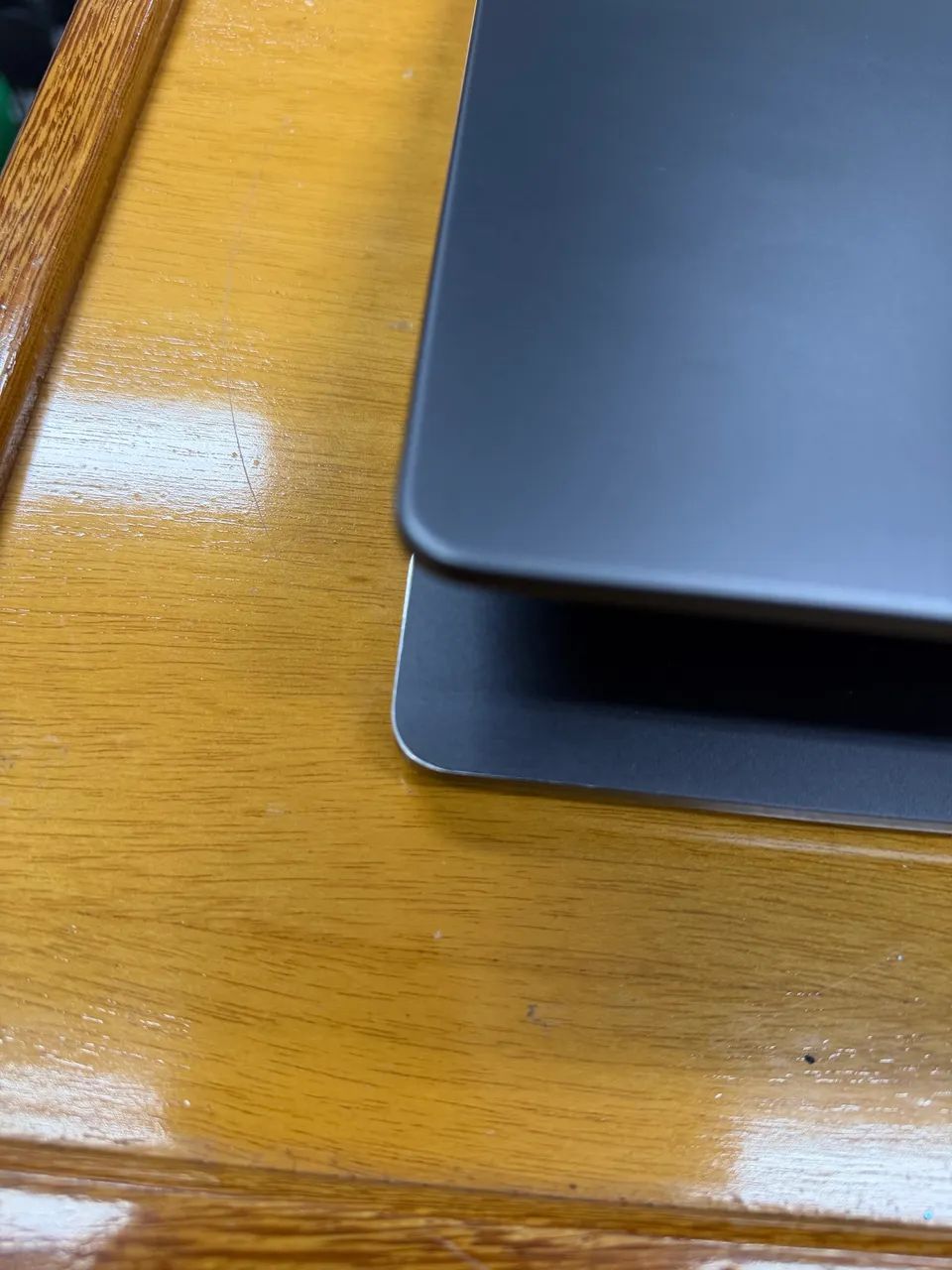 MacBook Pro M4 14 pol - Foto 4