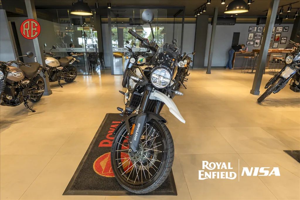 ROYAL ENFIELD HIMALAYAN 450 KAMET WHITE - Foto 2