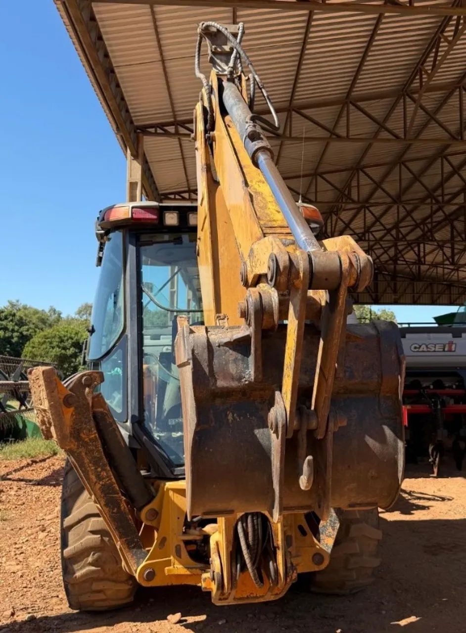 Retroescavadeira Case 580N - Foto 5