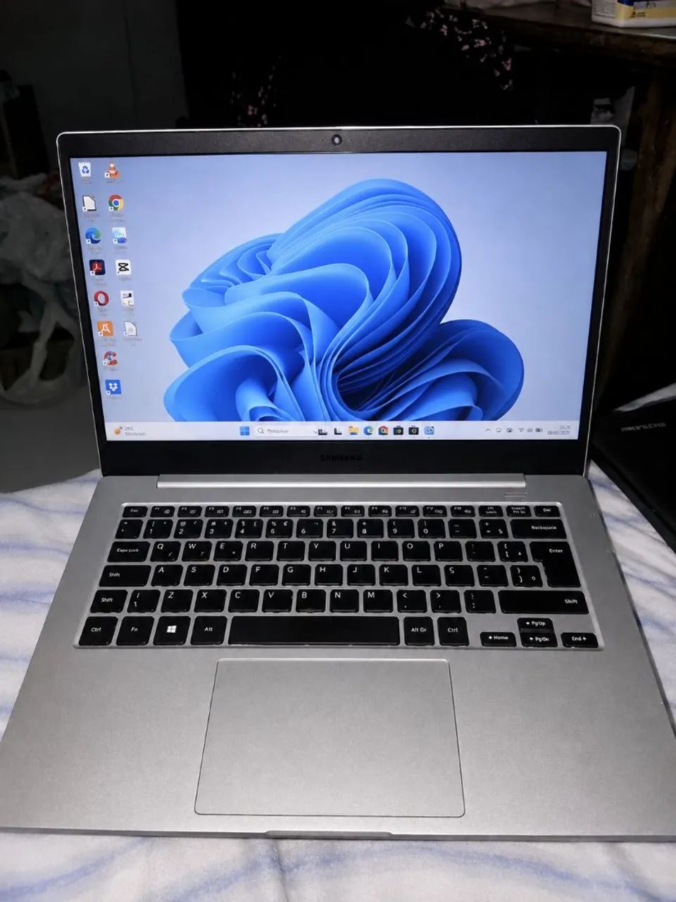 Notebook Samsung Book - 1 Ano de Uso - Windows 11