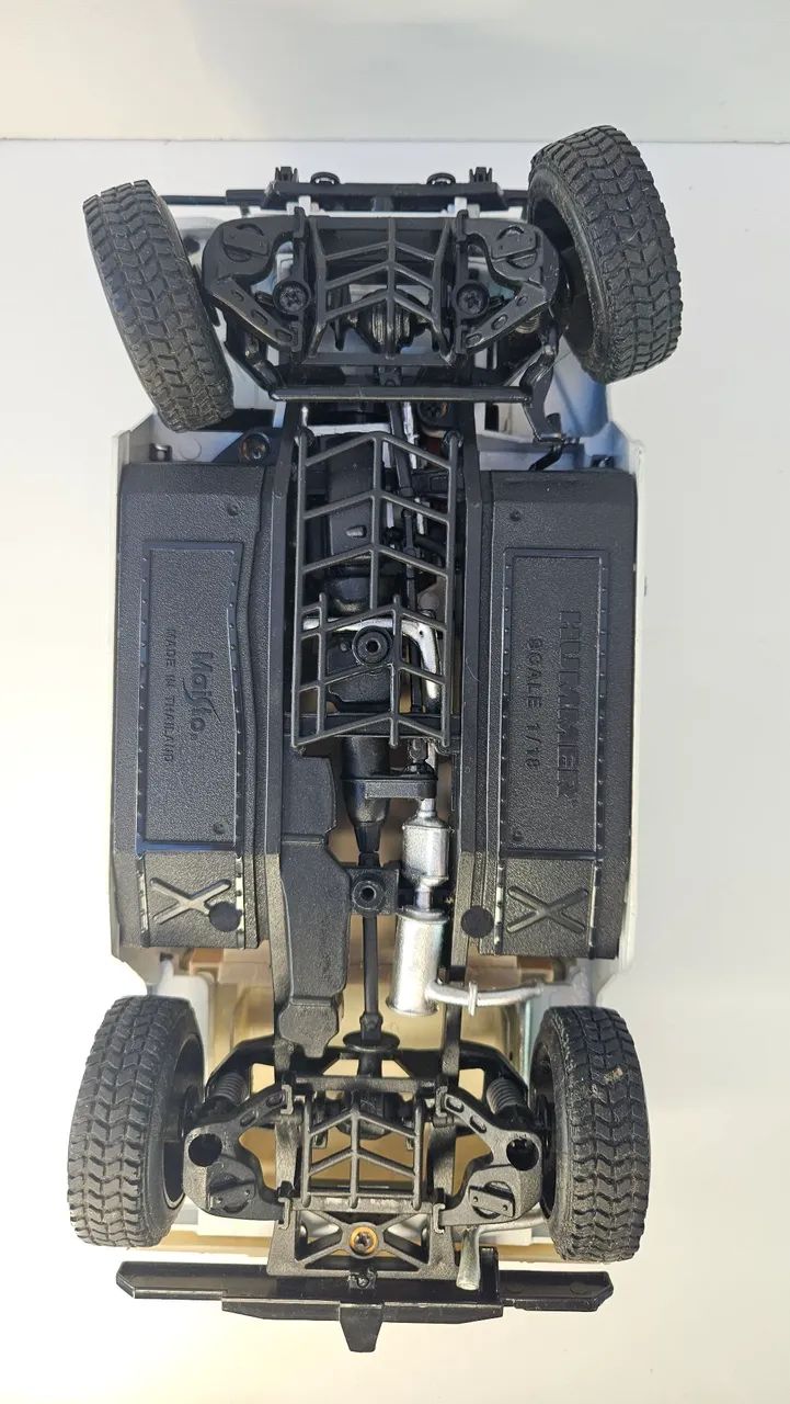 Miniatura Hummer 1/18 - Foto 4