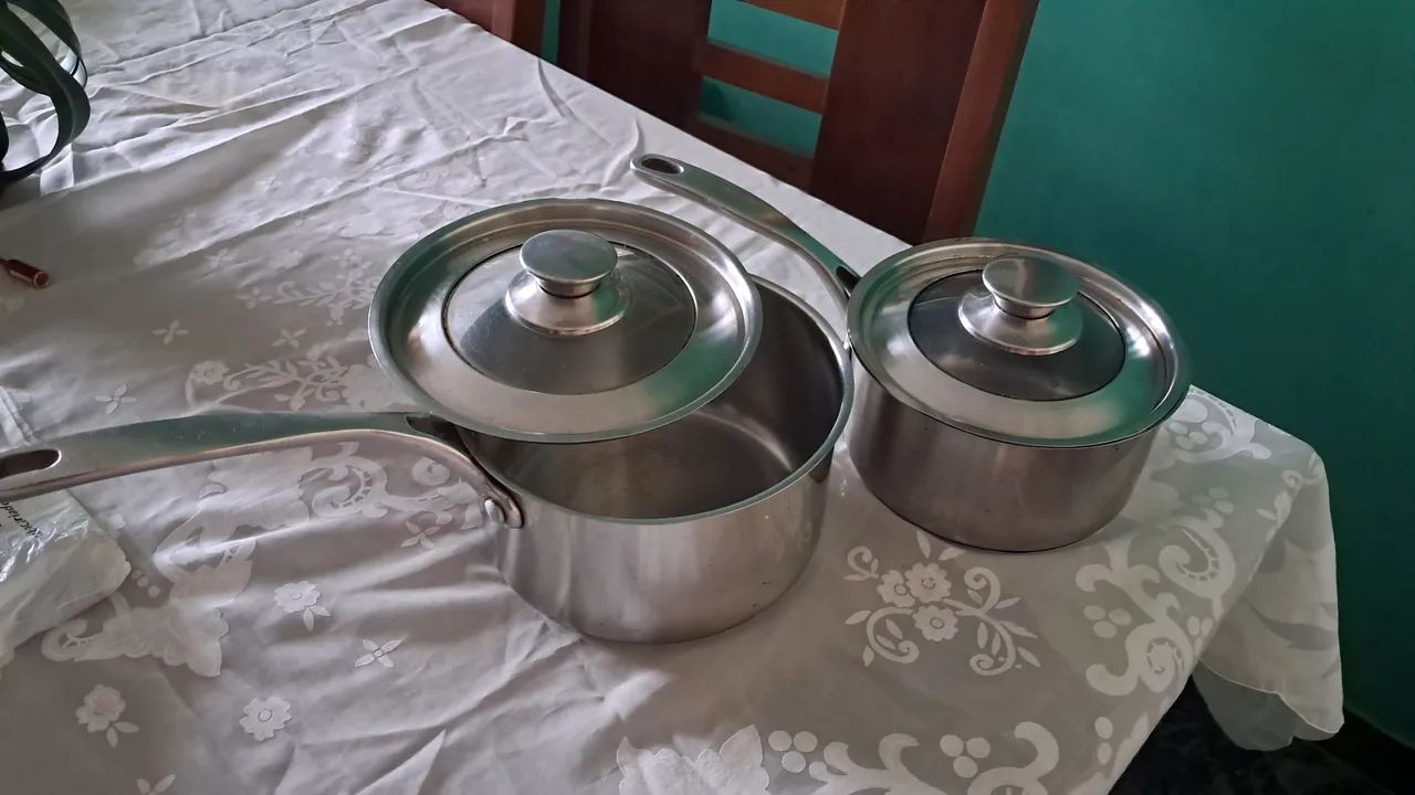 Lote de duas panelas inox pesadas