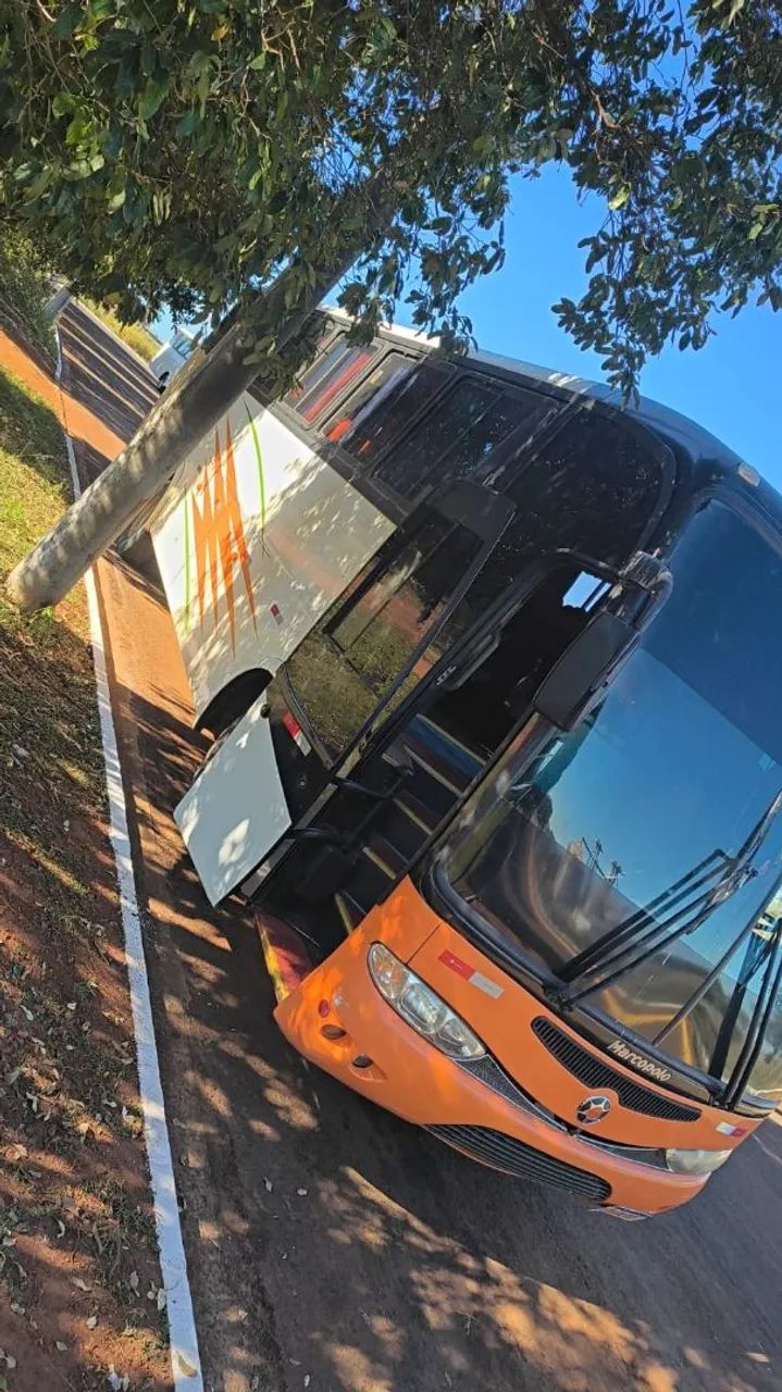 Ônibus Paradiso 1050 - Foto 2