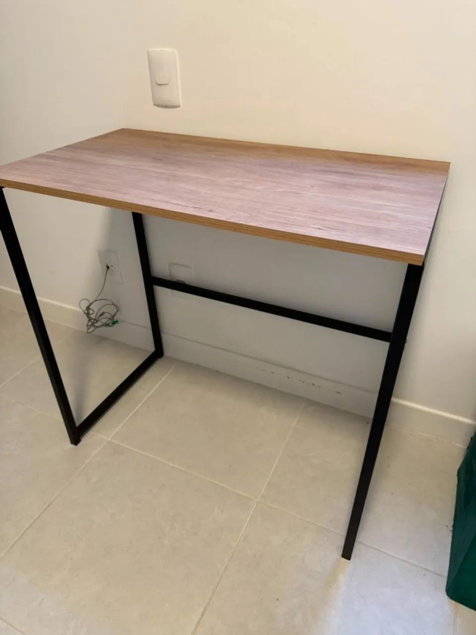 Mesa Escrivaninha 80 x 45 cm - Excelente Estado - Foto 4