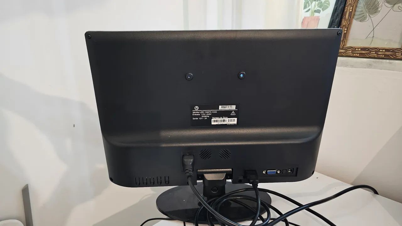 Monitor LED 15.4 - Foto 2