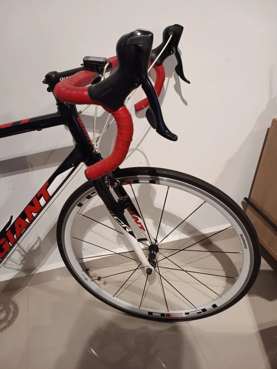 BICICLETA GIANT CORRIDA LINDA , ESTADO DE ZERO  - Foto 4