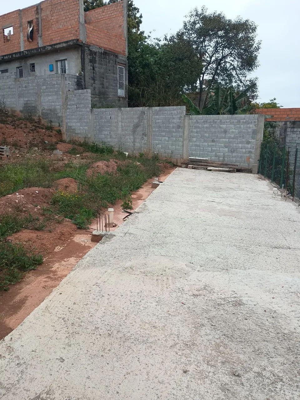 Dois terrenos contíguos 210 m2+ 360m2 - Foto 3