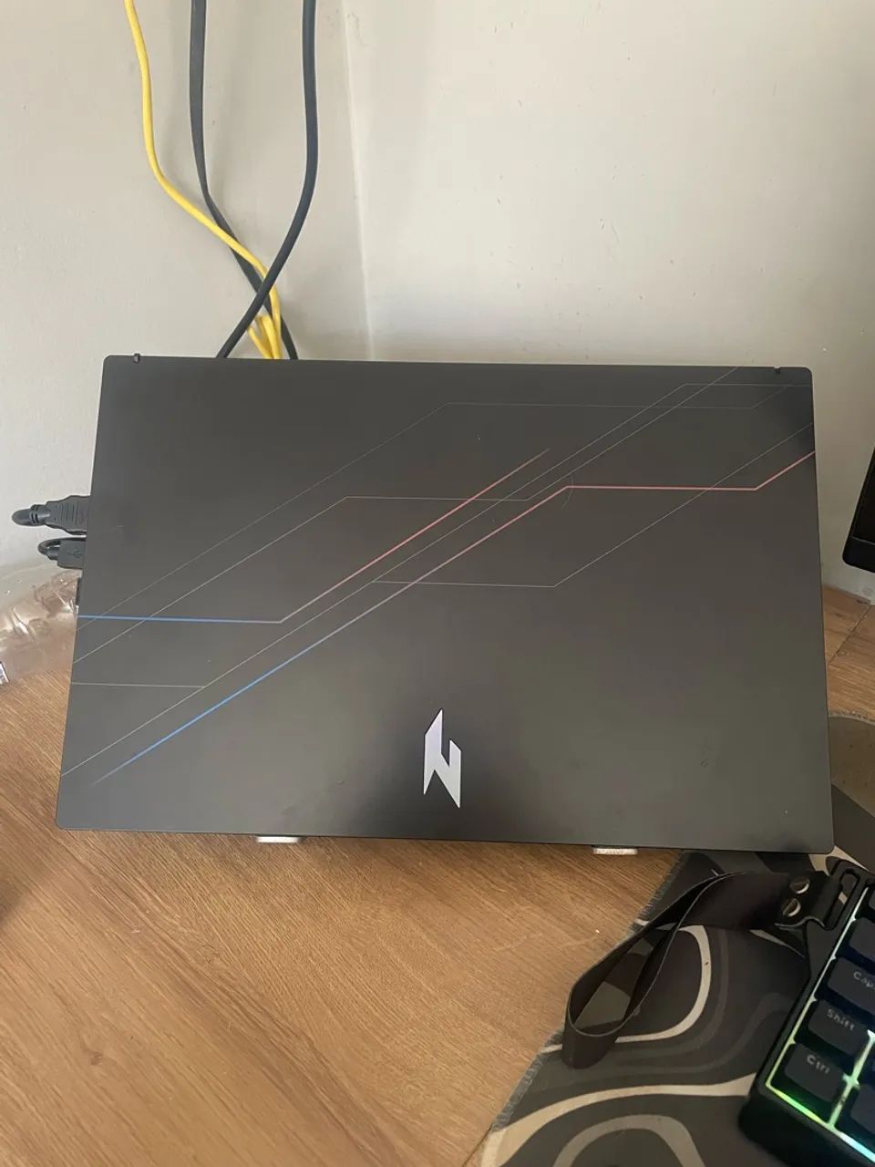 Vendo notebook Acer nitro v15 - Foto 2