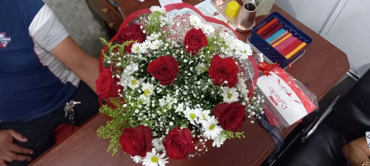 Buque de flores e kits de amor - Foto 3