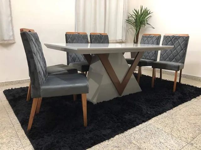 Mesa de Jantar com Tampo de Vidro e 8 Cadeiras no Cinza