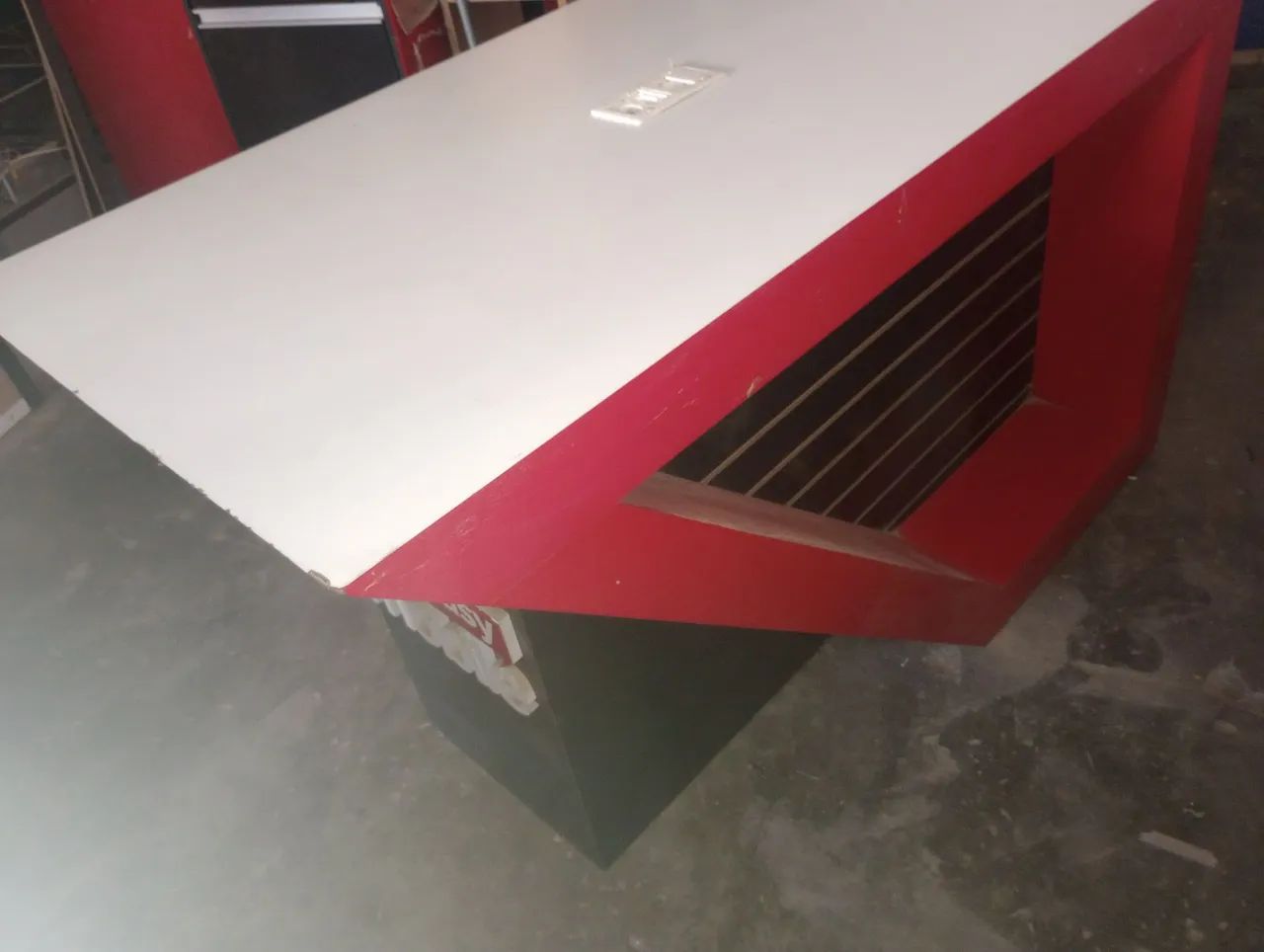 Balcão ilha para loja comercial