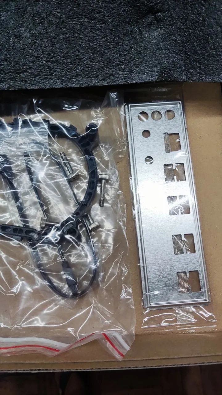 Kit X99 Lga2011-3 Xeon Placa mãe + processador NOVO - Peças de