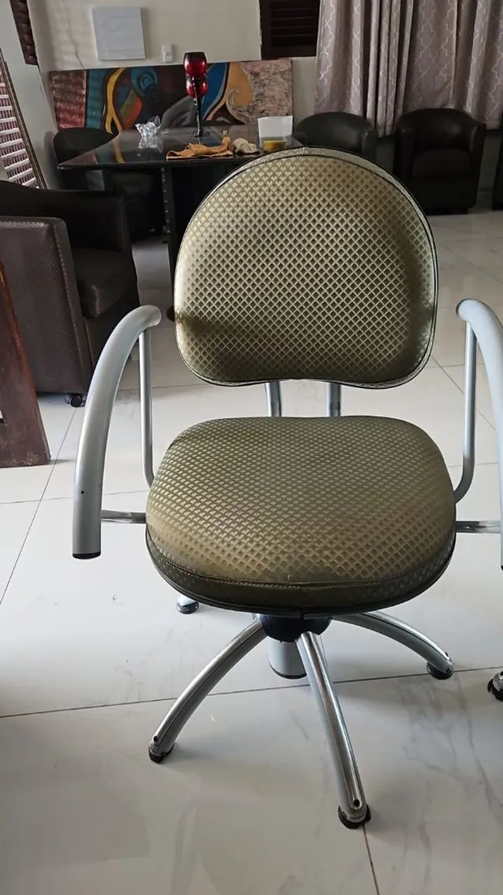 Cadeiras cabeleireiro e estética  - Foto 2