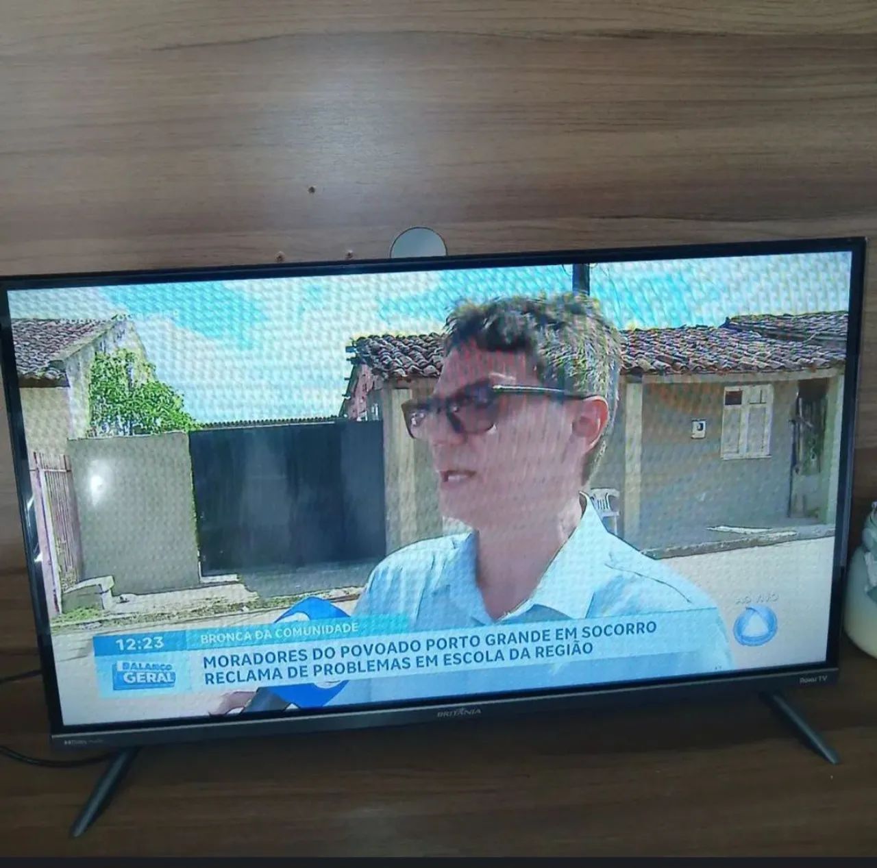 Tv smart , britânica 32 polegadas 