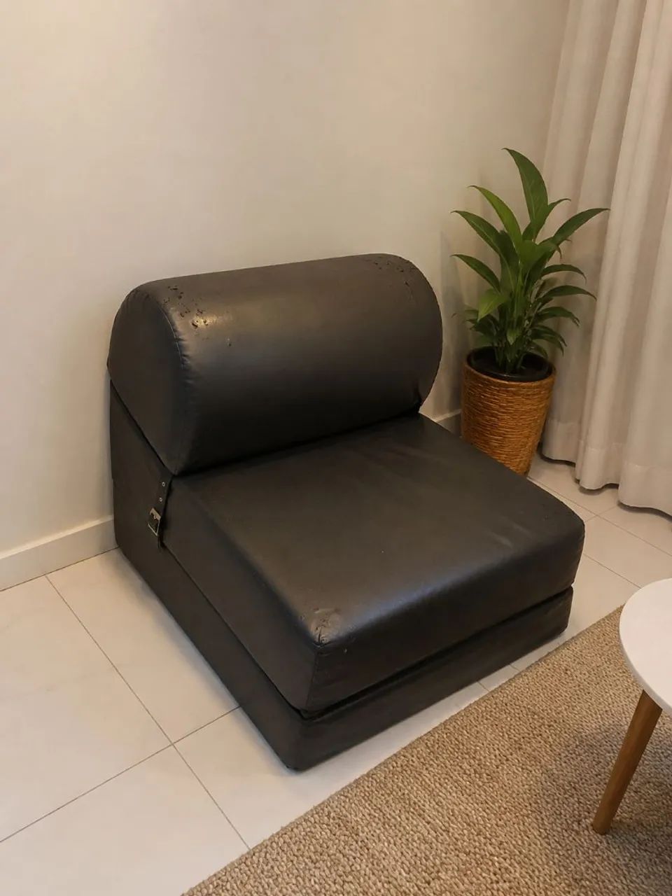 Poltrona Sofá-Cama Tok&Stok Preta - Foto 4