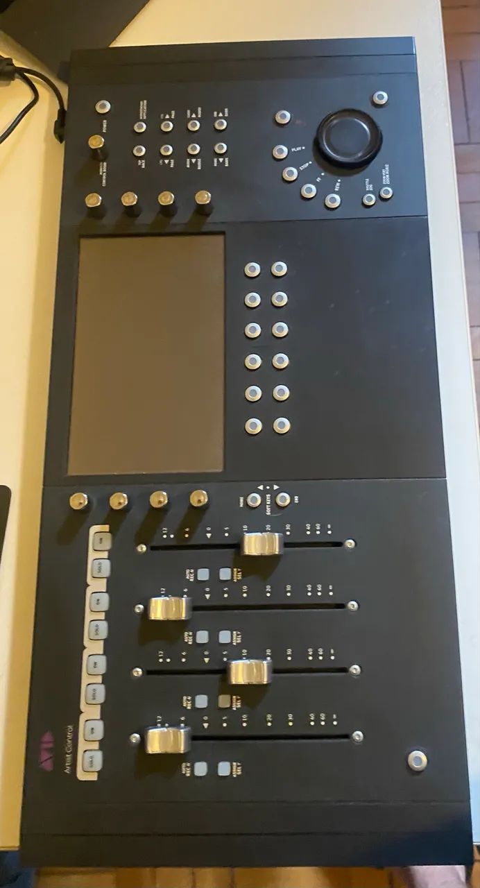 Avid Artist Control com Caixa e Fonte - Foto 2