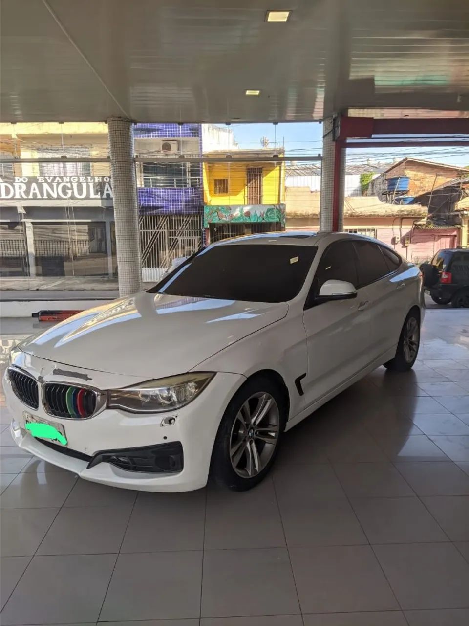 BMW 320I 2015