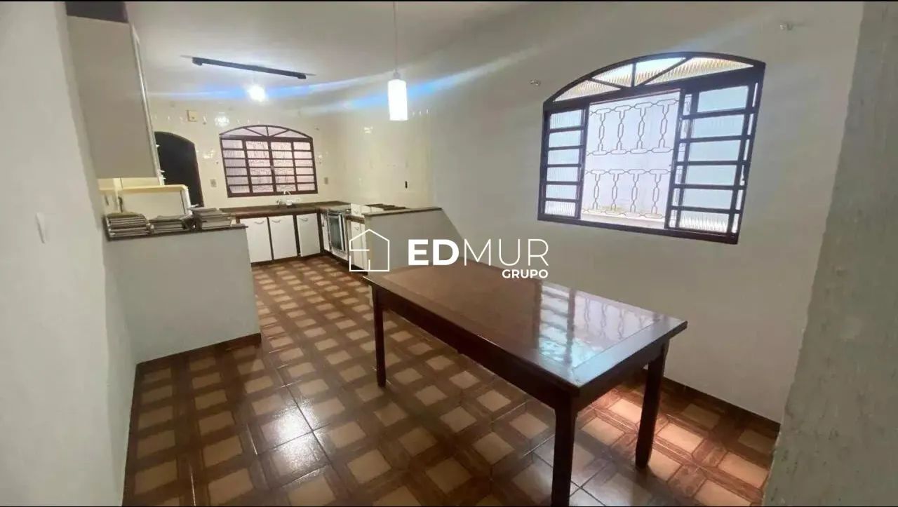 SOBRADO para EM BREVE com 244m² no bairro Parque Gerassi com 3 quartos e 2 vagas. Santo An - Foto 4
