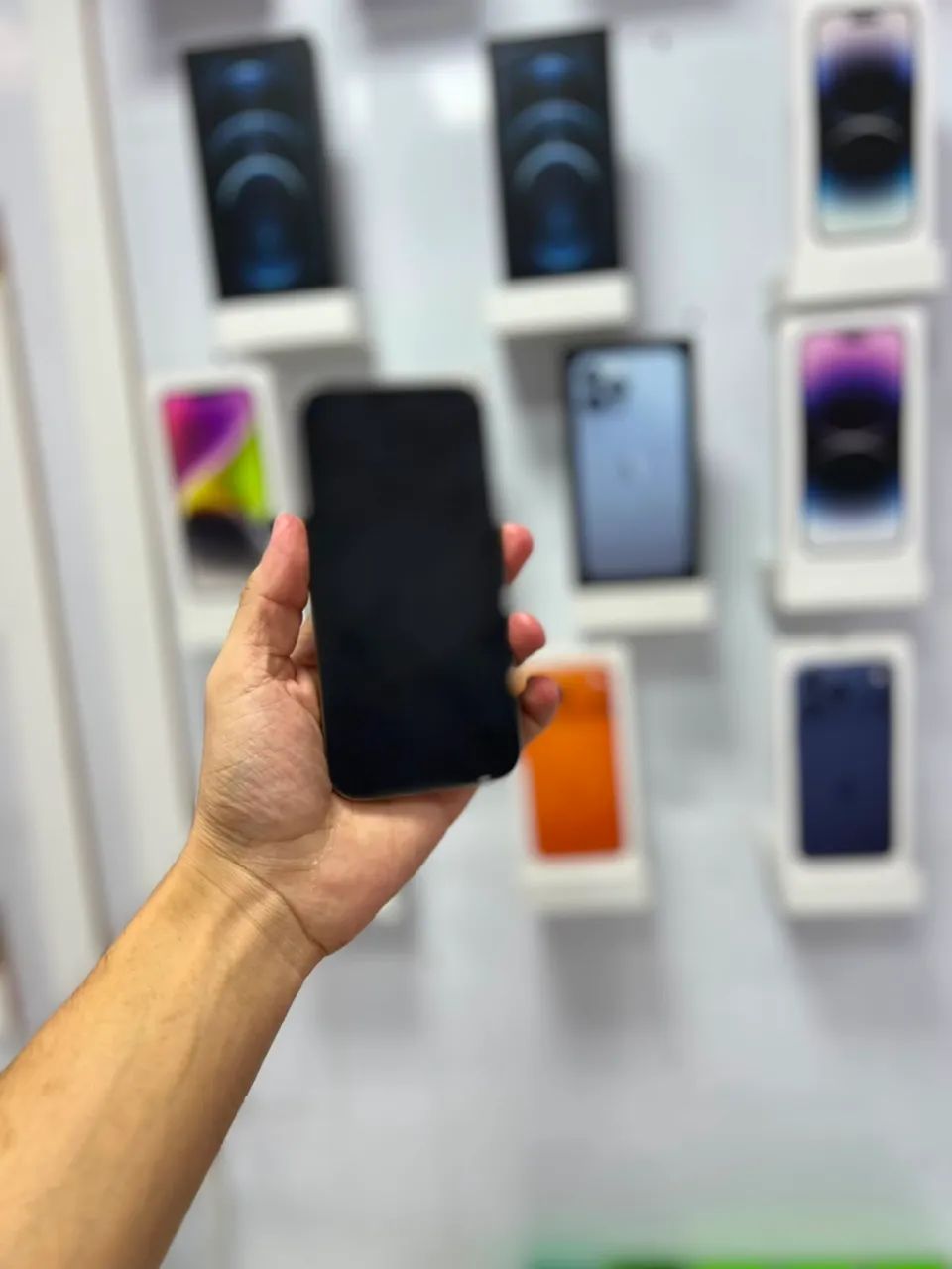 iPhone 16 Pro - 128GB  ?4.899,00 - Foto 2