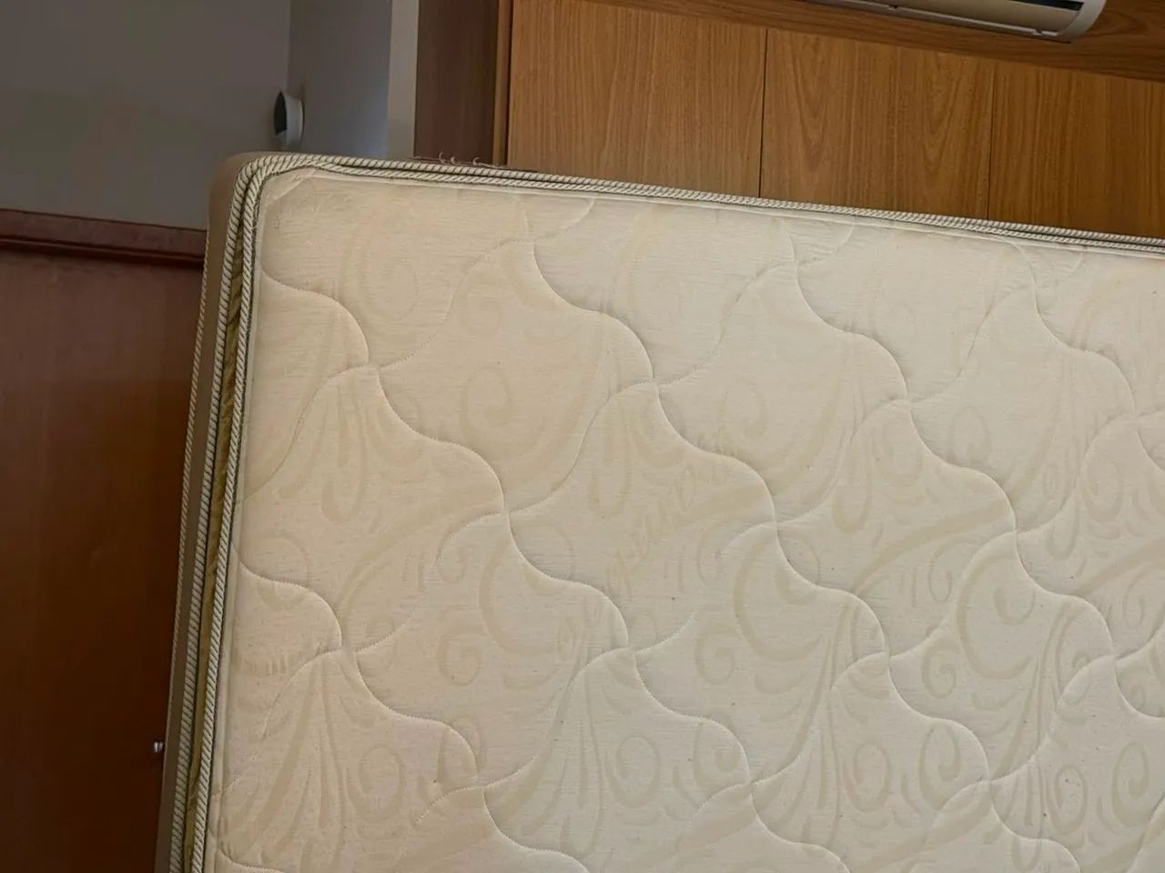Cama Box King, muito conservada e reforçada. - Foto 2