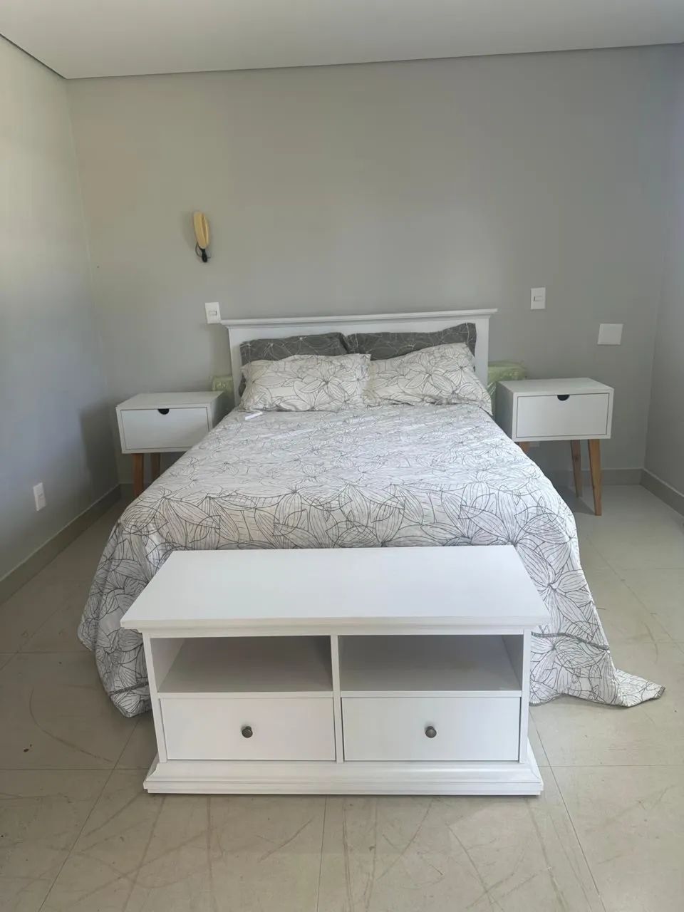 2 mesas de cabeceira  - Foto 4