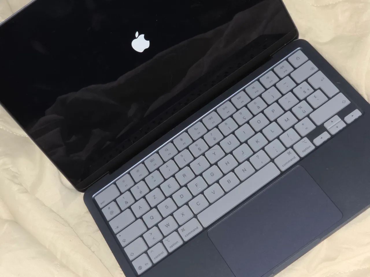 Macbook Neo - LEIA O ANÚNCIO  - Foto 4