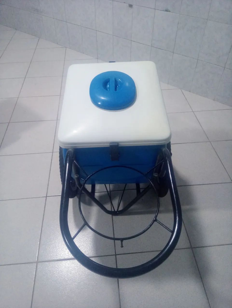 CARRINHO DE PICOLÉ NOVO nunca usado - Foto 3
