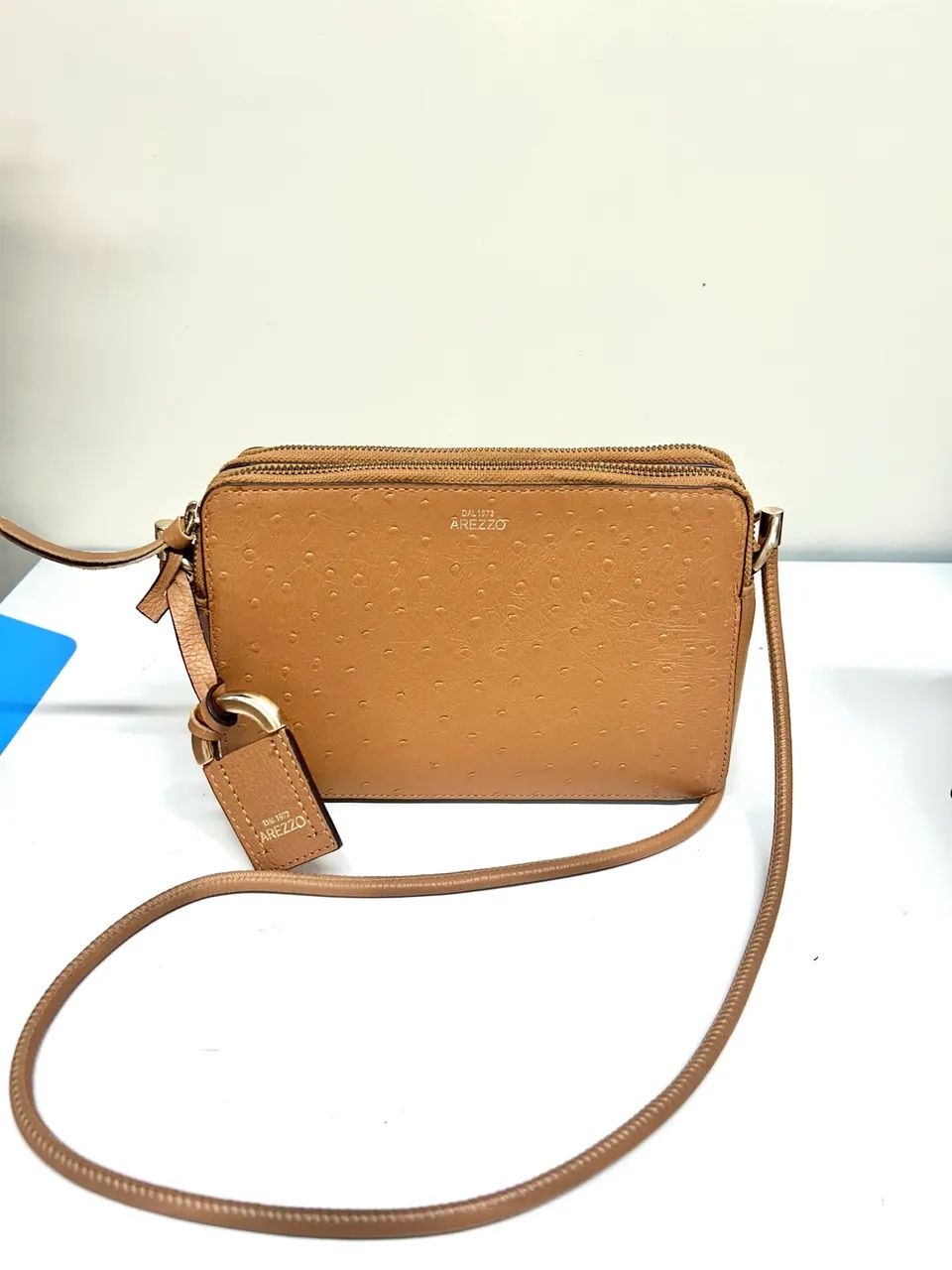 Bolsa Arezzo em couro legítimo 