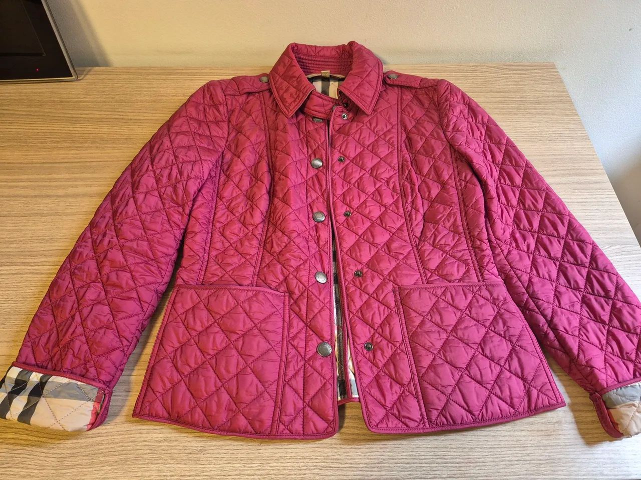 Jaqueta feminina  burberry matelasse