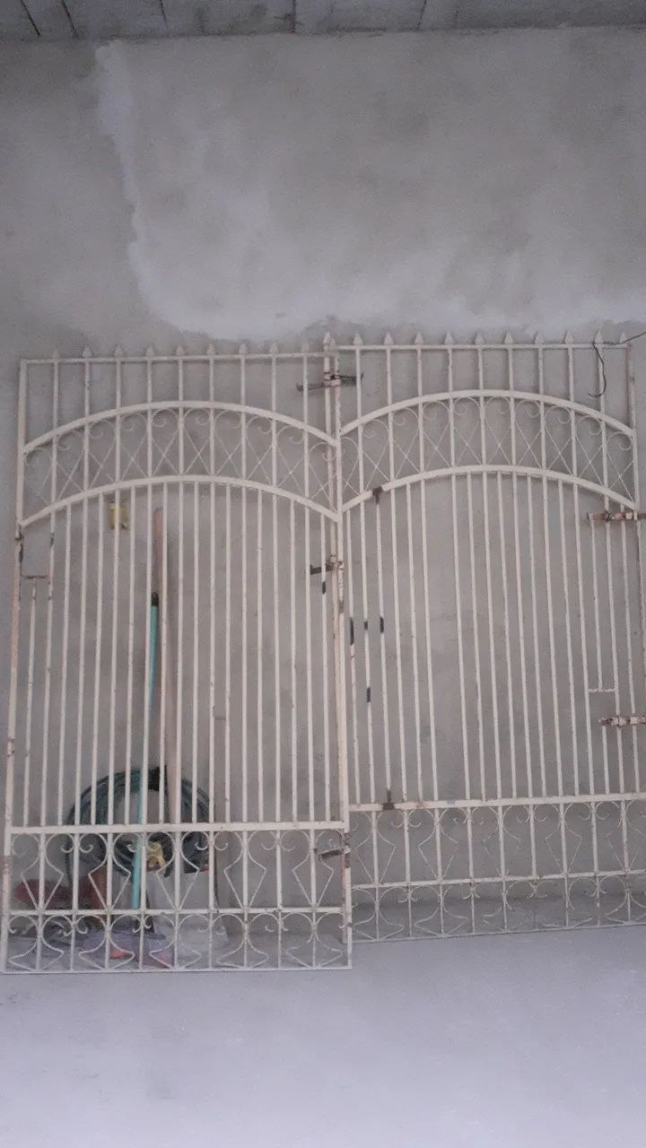 Portão de Ferro maciço 