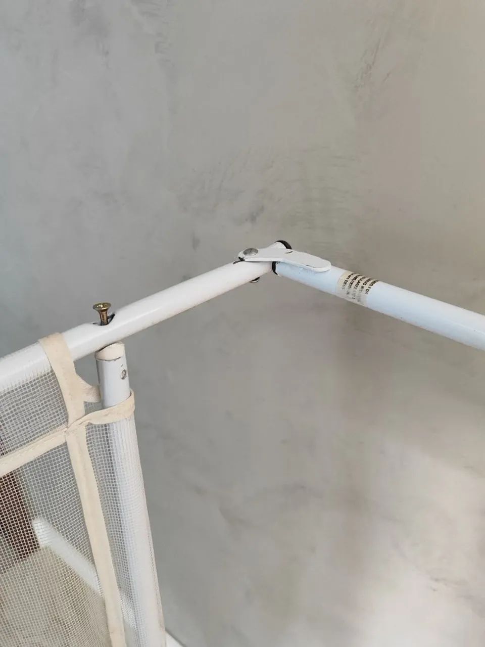 Grade proteção tela para camas  - Foto 5