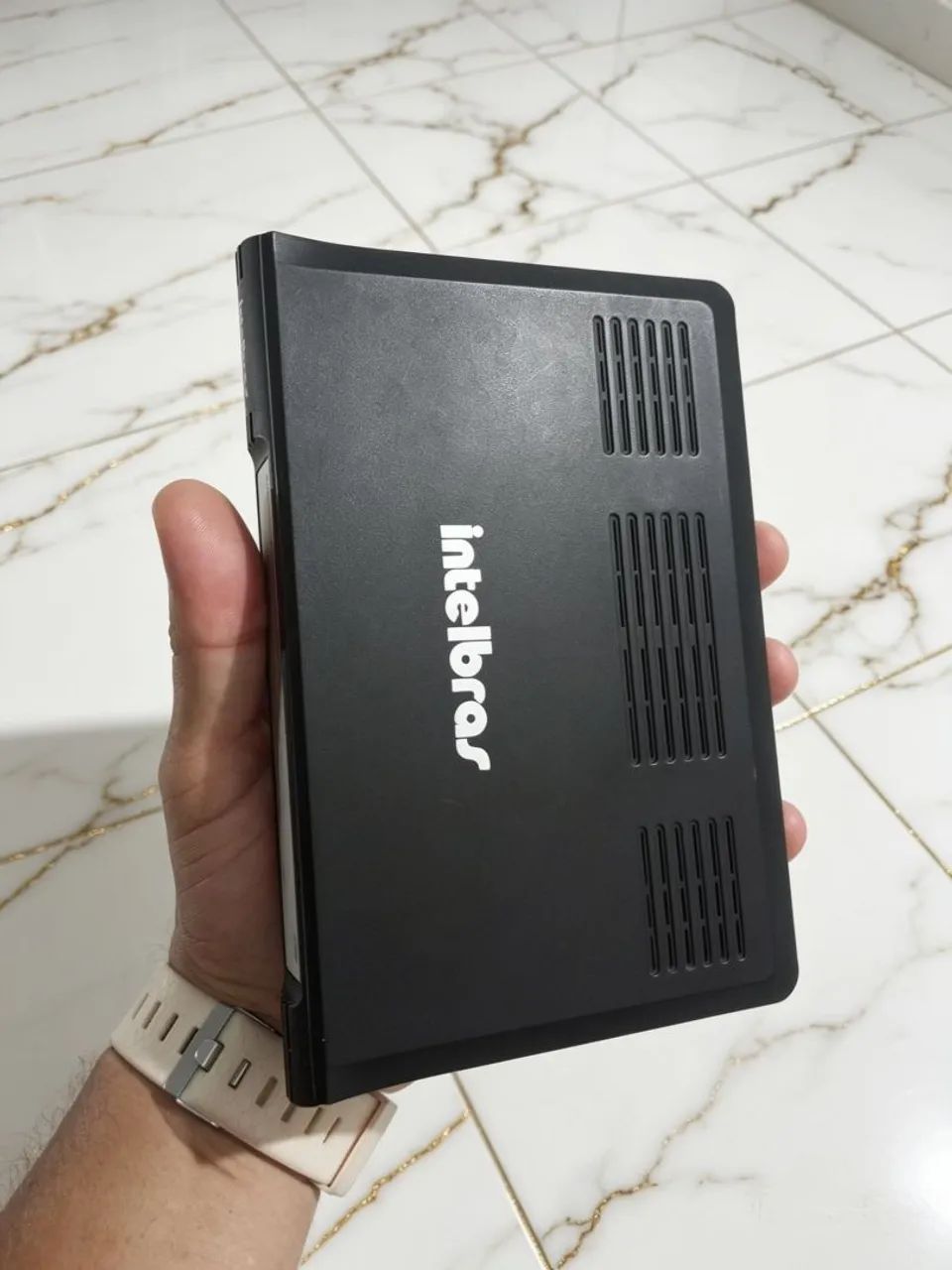 Roteador Intelbras RFE 140 Q | 4 Portas Fast Ethernet + QoS