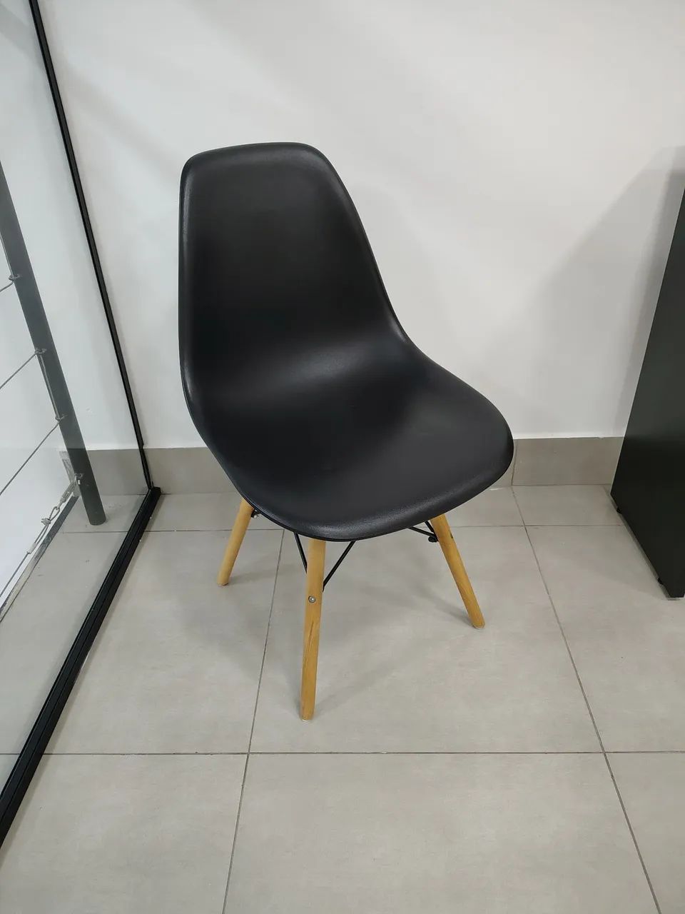 Mesa madeira estilo industrial  - Foto 4