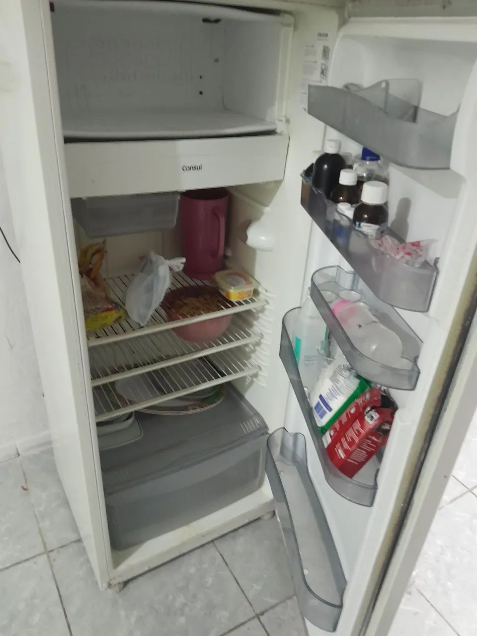 Vende-se geladeira usada - Foto 2