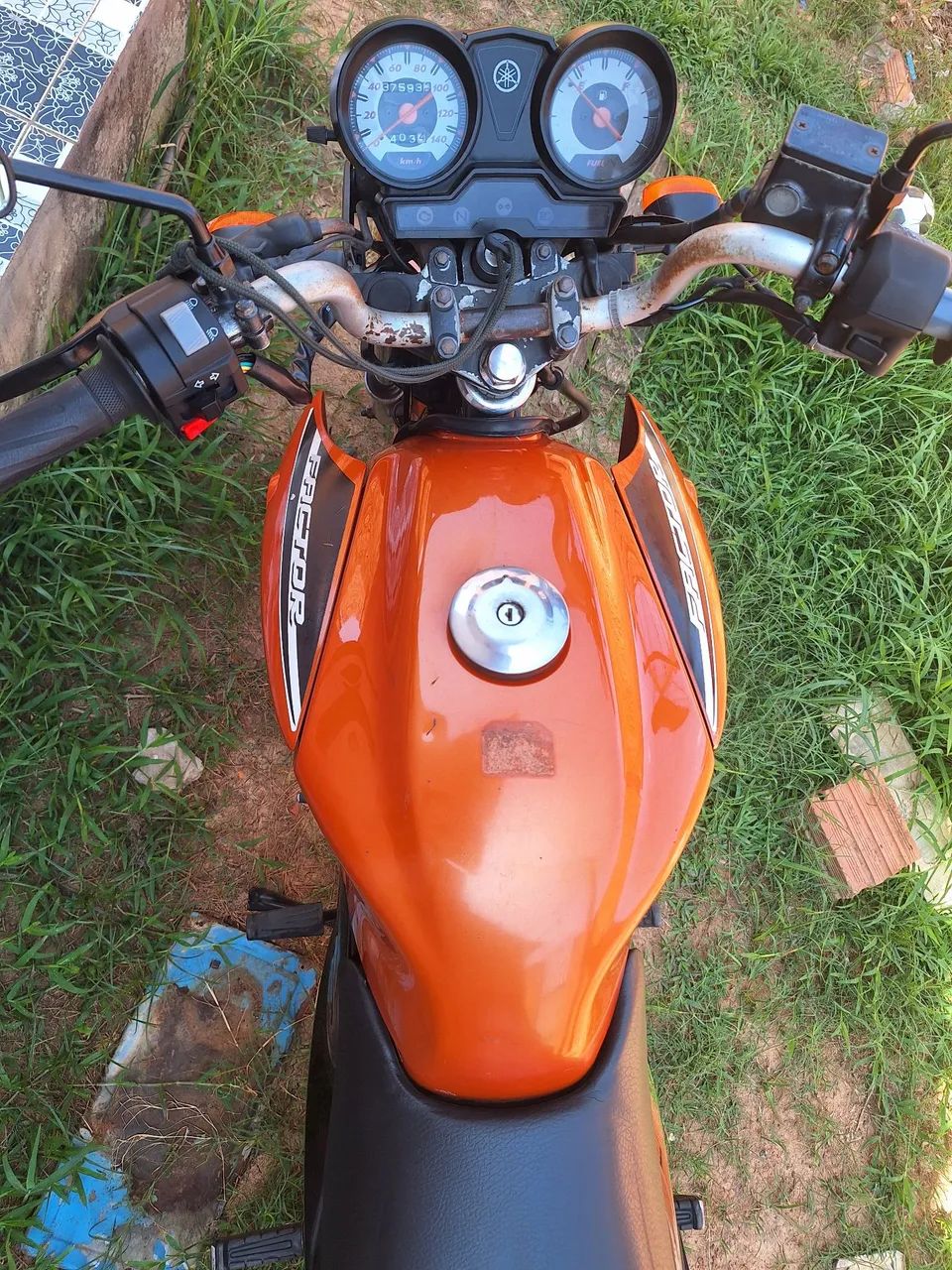 YAMAHA FACTOR YBR 125 ED 2015 | 37.655 KM | QUITADA | R$ 9.000 - Foto 4