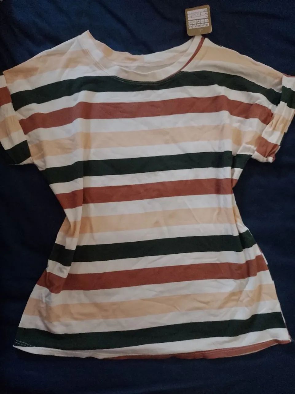 Lote de roupas novas - Foto 3