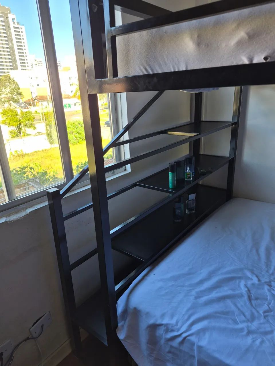 Beliche cama de casal de ferro  - Foto 3
