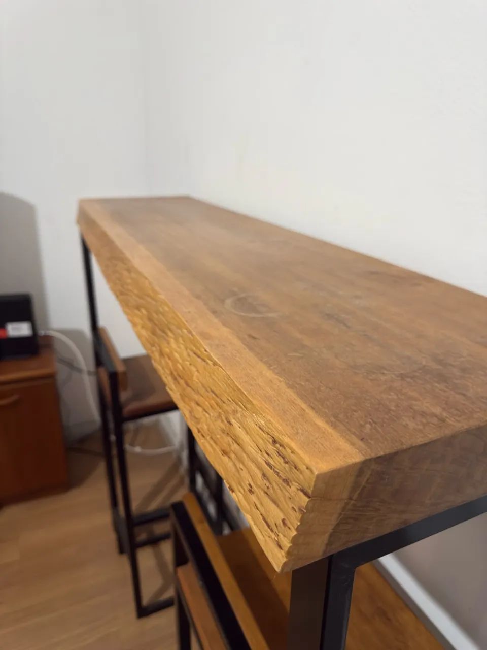 Mesa Alta Planejada com banquetas  - Foto 3