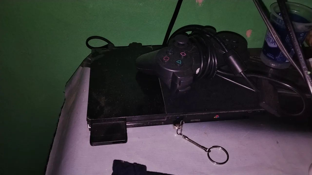 Vendo play 2 sem novo