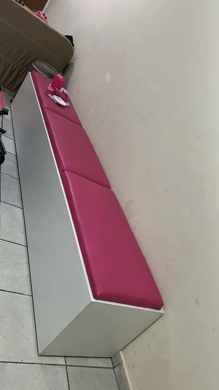 padded bench453011728122531840