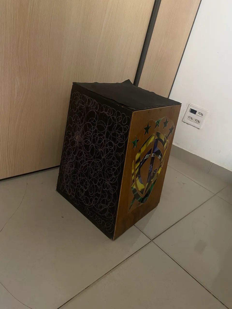 Cajon acústico 