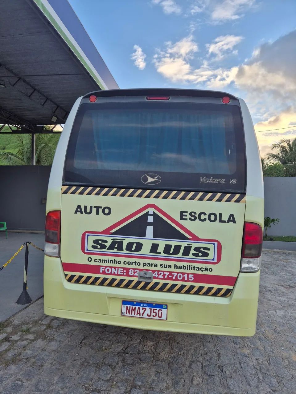 VENDO MICRO VOLARE V8 2011 COM AR CONDICIONADO  - Foto 4