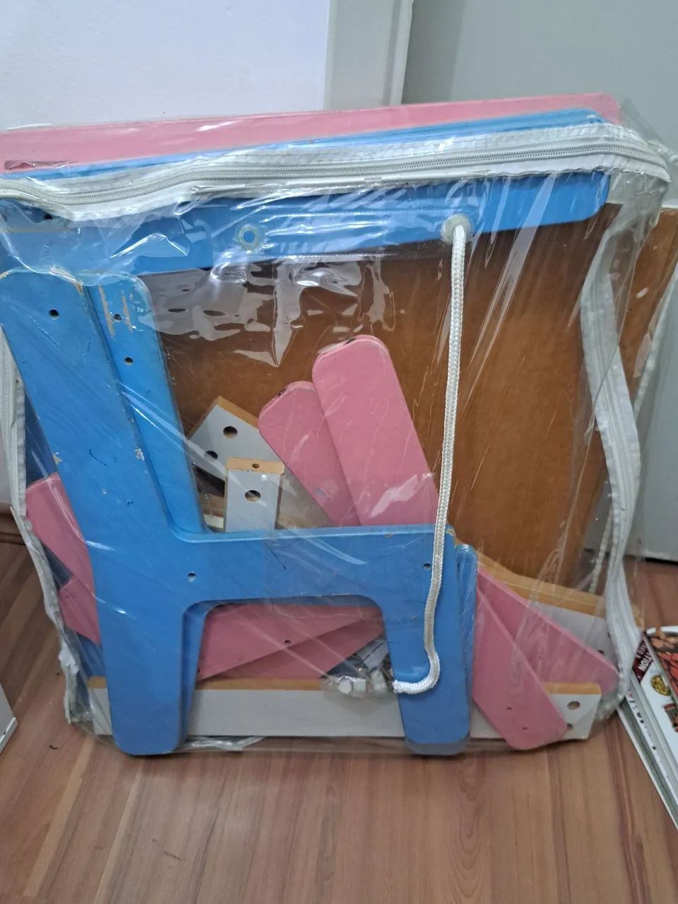 2 Conjuntos Mesa e Cadeira Infantil MDF - Rosa e Azul - Foto 2
