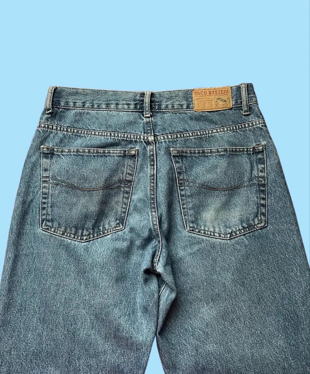 calça jeans taco modelagem reta - Foto 3